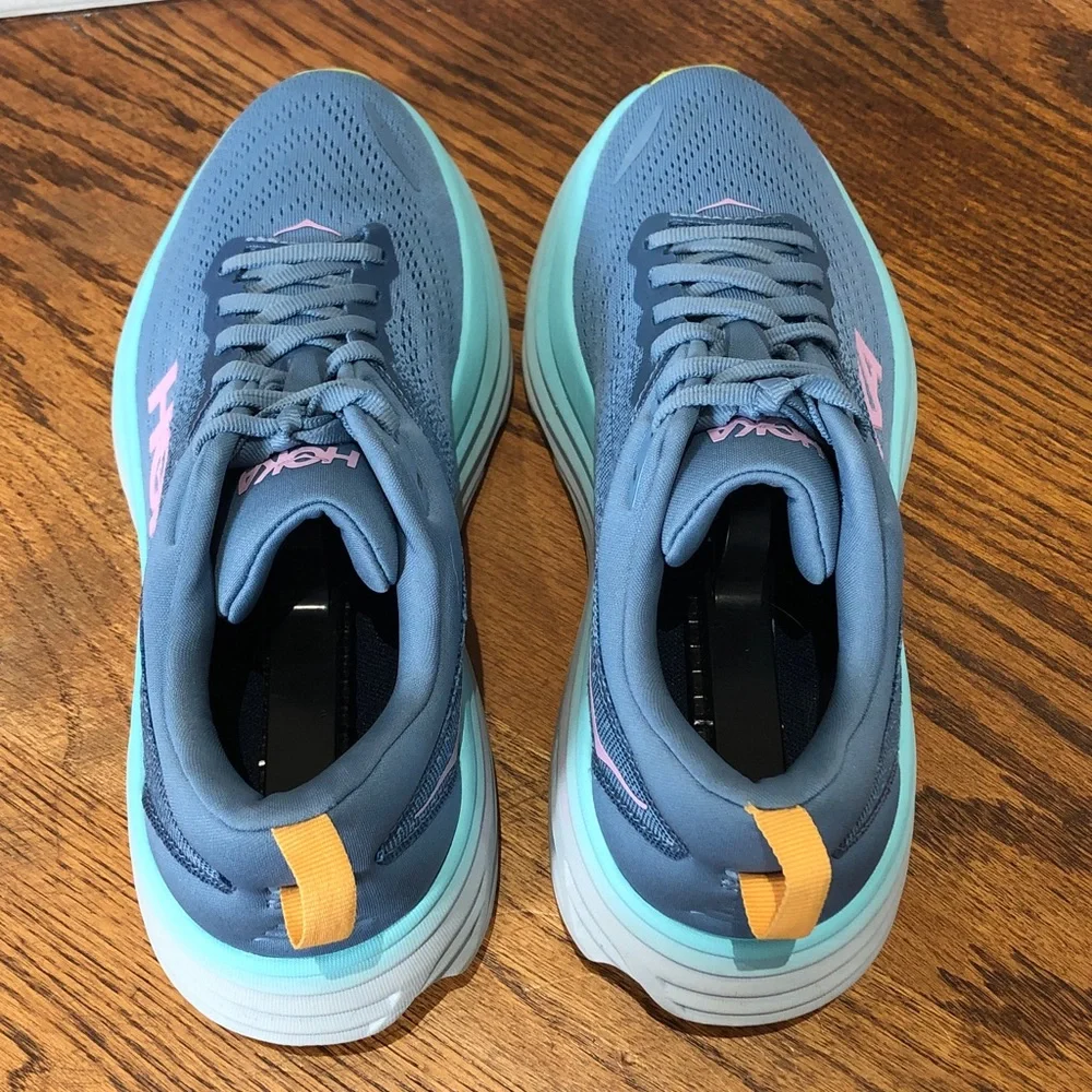 HOKA ONE ONE WOMEN'S BONDI 8 Size 8.5B in Preloved Condition!